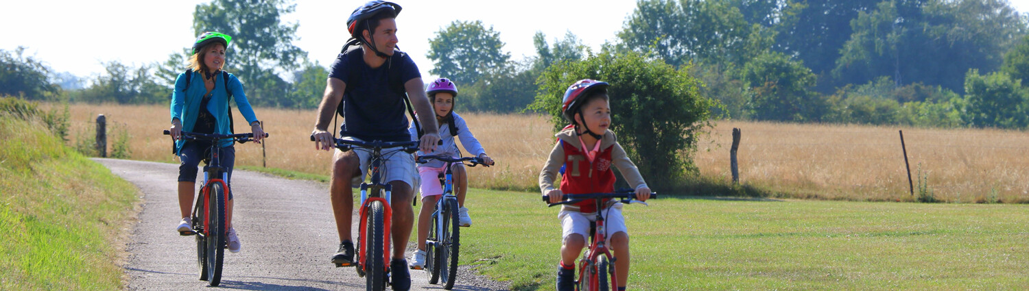 Balade à vélo en famille Flavigny-le-Grand-et-Beaurain© Office de tourisme Pays de Thiérache